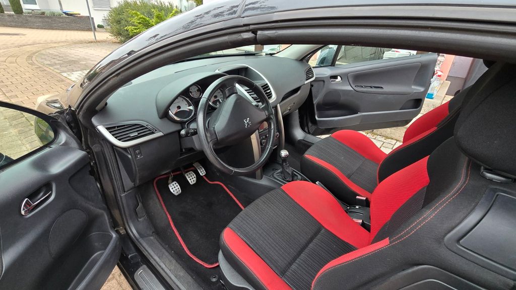 Peugeot 207 150.000 km 3.200 &euro; Bad Kreuznach 55543