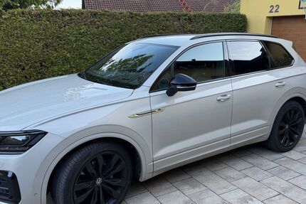 VW Touareg 144.000 km 42.100 &euro; Edelsfeld 92265