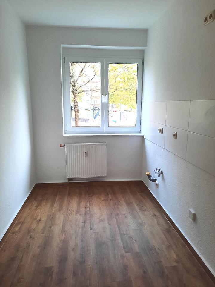 Herein spaziert, in Ihre neuen 4 Wände zimmer