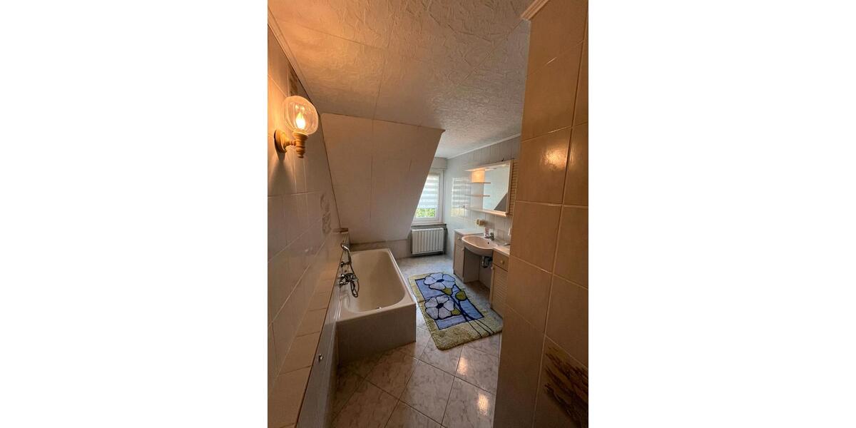 Reihenhaus Bad Langensalza - 6 Zimmer, 160 m&sup2;, 220.000&euro; | Angebot:26634900