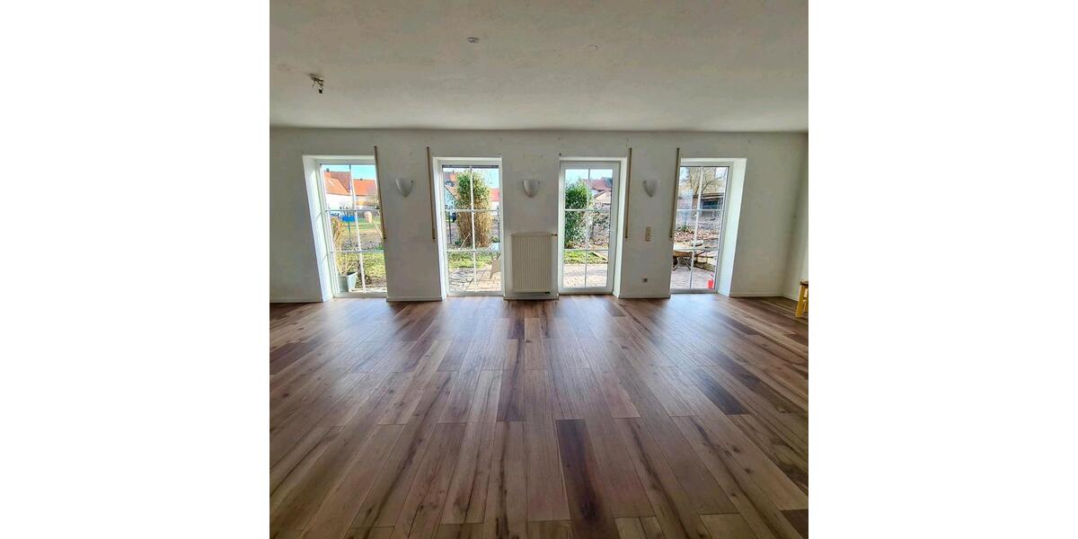 Einfamilienhaus Dürrwangen - 7 Zimmer, 218 m&sup2;, 549.000&euro; | Angebot:26588432