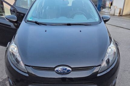 Ford Fiesta 154.000 km 2.999 &euro; Emmering 82275