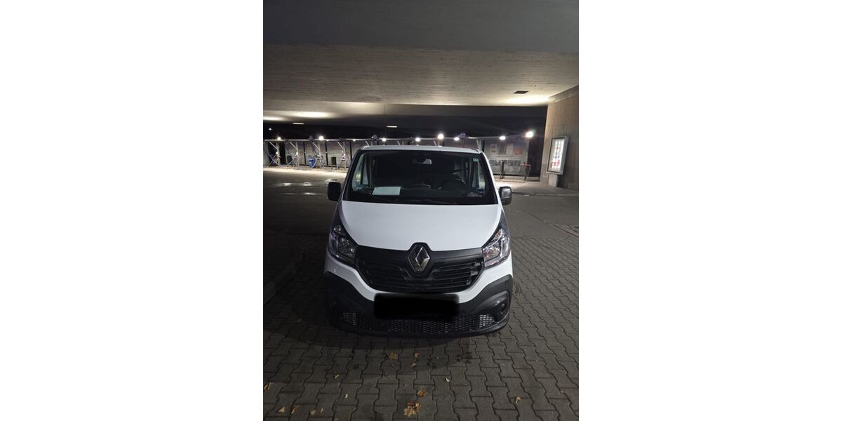 Renault Trafic 133.620 km 14.000 &euro; Berlin 10785