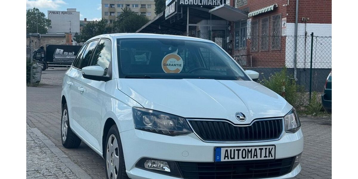 Skoda Fabia 144.000 km 8.990 &euro; Berlin 10551