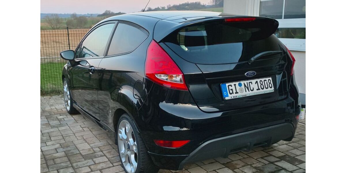 Ford Fiesta 132.700 km 3.200 &euro; Ebsdorfergrund 35085