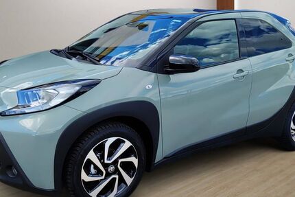 Toyota Aygo (X) 2.800 km 15.890 &euro; Bremerhaven 27568
