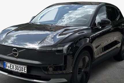 Volvo EX30 5.325 km 53.900 &euro; Offenbach 63069