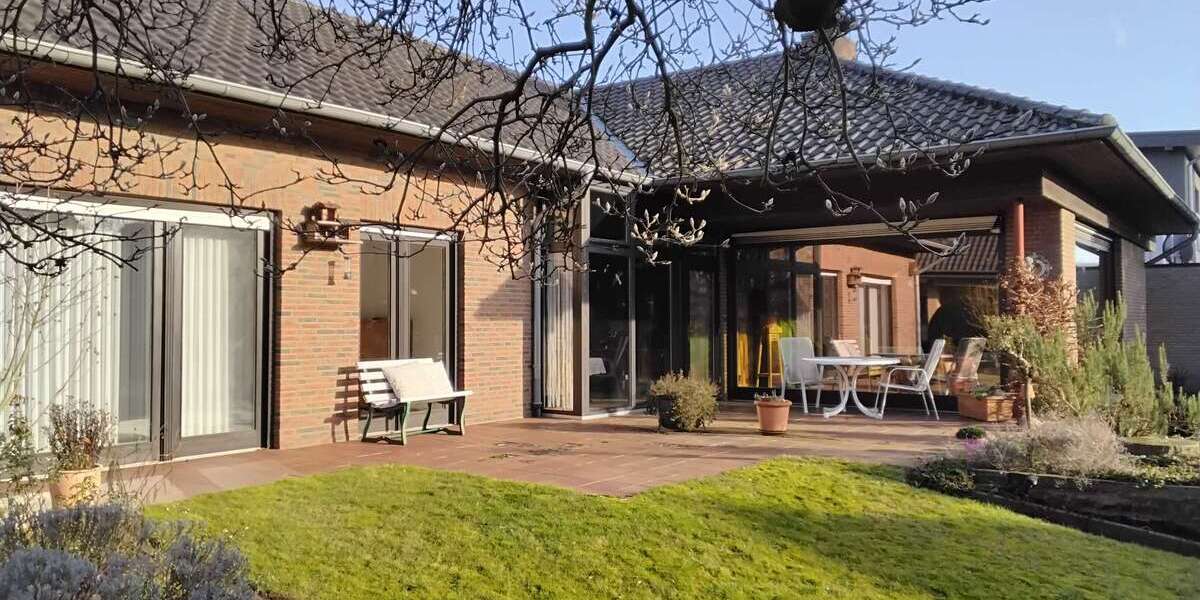 Haus zum Kaufen in Gronau 449.000 € 161 m² 6 zimmer