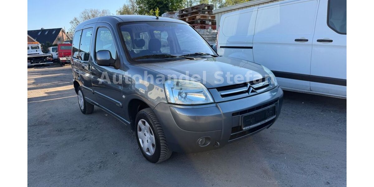 Citroen Berlingo 196.000 km 2.999 &euro; Winsen (Luhe) 21423