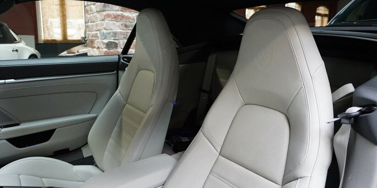 Porsche 911 992 Turbo S Lift Burm Carbon Approved 39.890 km 219.900 &euro; Wuppertal 42327