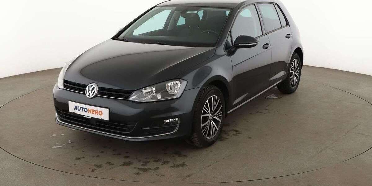 VW Golf 71.081 km 12.270 &euro; Stuttgart 70195