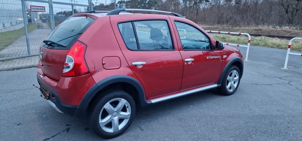 Dacia Sandero 37.584 km 7.500 &euro; Darmstadt 64293