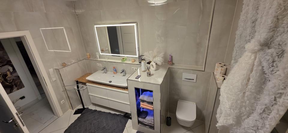 Etagenwohnung Fürth Atzenhof - 3 Zimmer, 110 m&sup2;, 2.100&euro; | Angebot:24370177