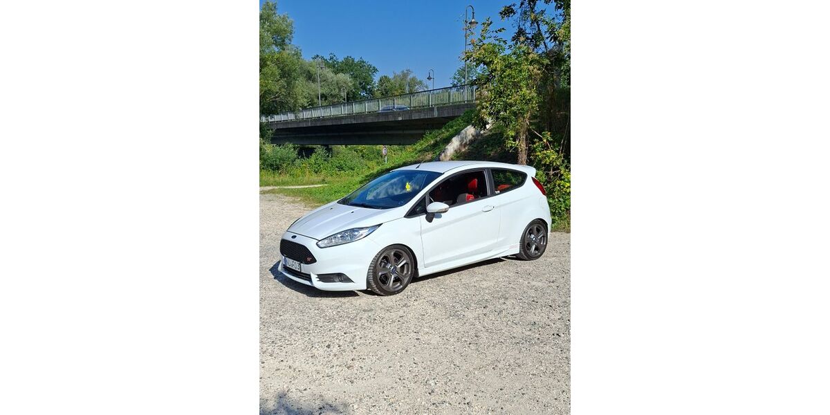 Ford Fiesta 153.000 km 9.999 &euro; Vöhringen 89269