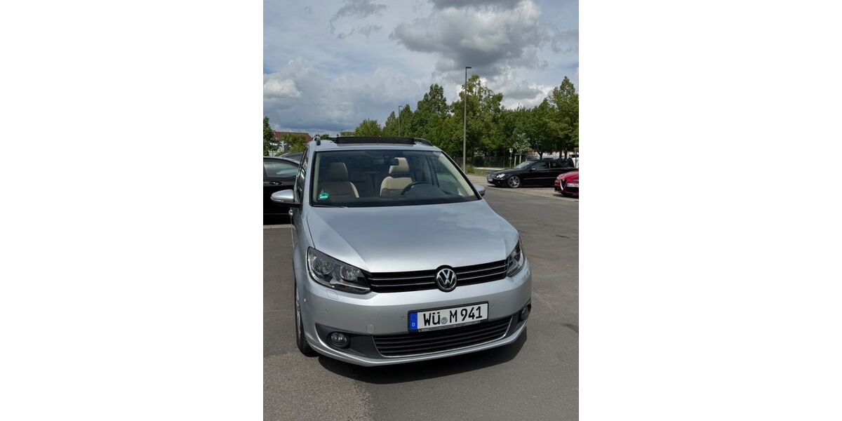VW Touran 103.000 km 8.900 &euro; Margetshöchheim 97276