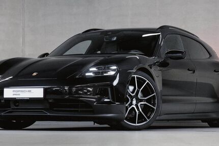 Porsche Taycan 2.300 km 112.770 &euro; Aschaffenburg 63739