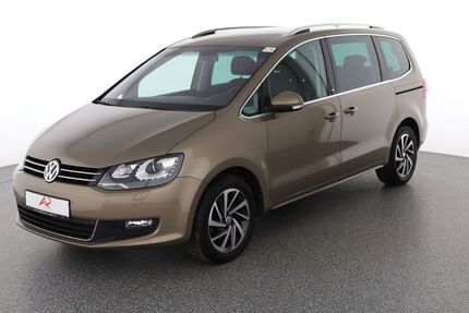 VW Sharan 99.621 km 23.880 &euro; Berlin 12103