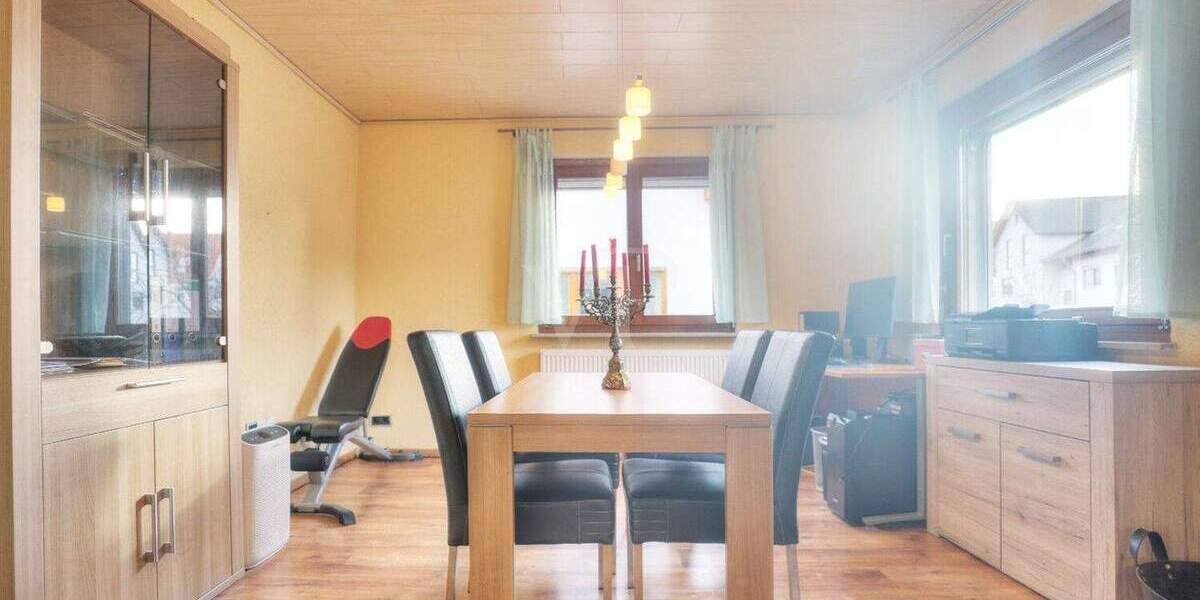 Einfamilienhaus Weinsberg - 4 Zimmer, 90 m&sup2;, 395.000&euro; | Angebot:25212107