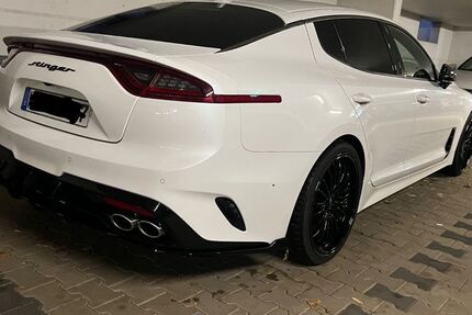 Kia Stinger 42.000 km 33.900 &euro; köln 50827