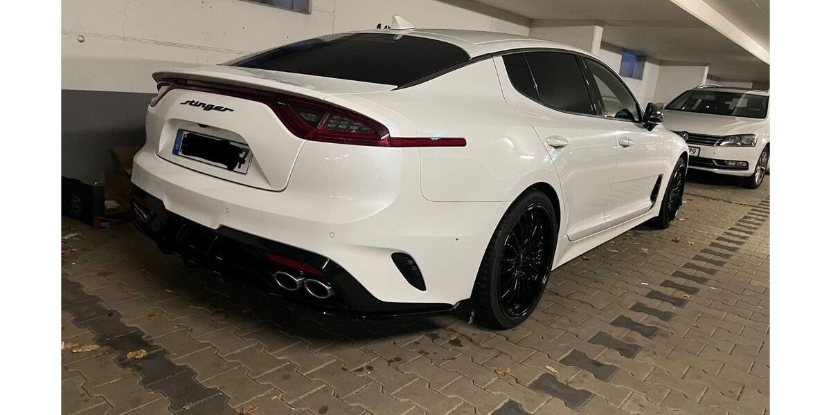 Kia Stinger 42.000 km 33.900 &euro; köln 50827