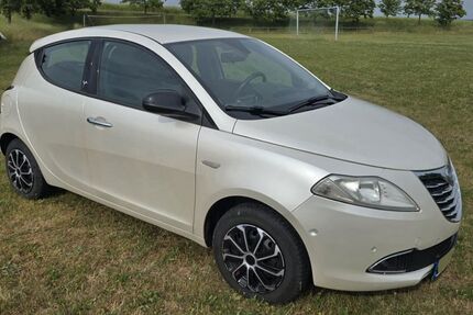 Lancia Ypsilon 146.000 km 5.300 &euro; Euerbach 97502
