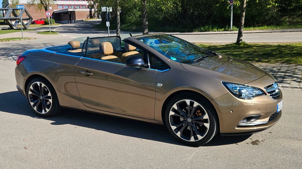 Opel Cascada 89.500 km 12.999 &euro; Kühbach 86556