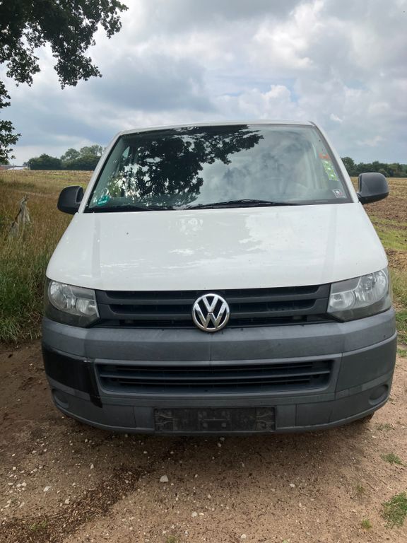 VW T5 Transporter 299.117 km 5.800 € Goch 47574