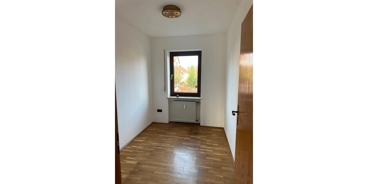 Einfamilienhaus Beratzhausen - 8 Zimmer, 198 m&sup2;, 565.000&euro; | Angebot:26419974