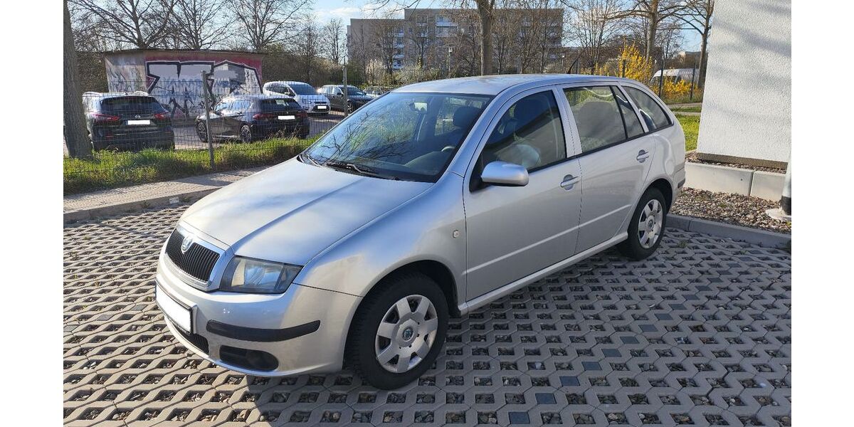 Skoda Fabia 163.600 km 2.800 &euro; Magdeburg 39130