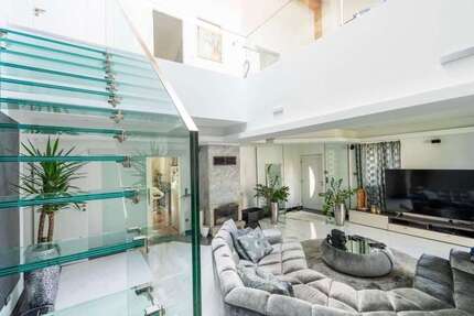 Haus Geretsried - 14 Zimmer, 504 m&sup2;, 1.349.000&euro; | Angebot:24695537