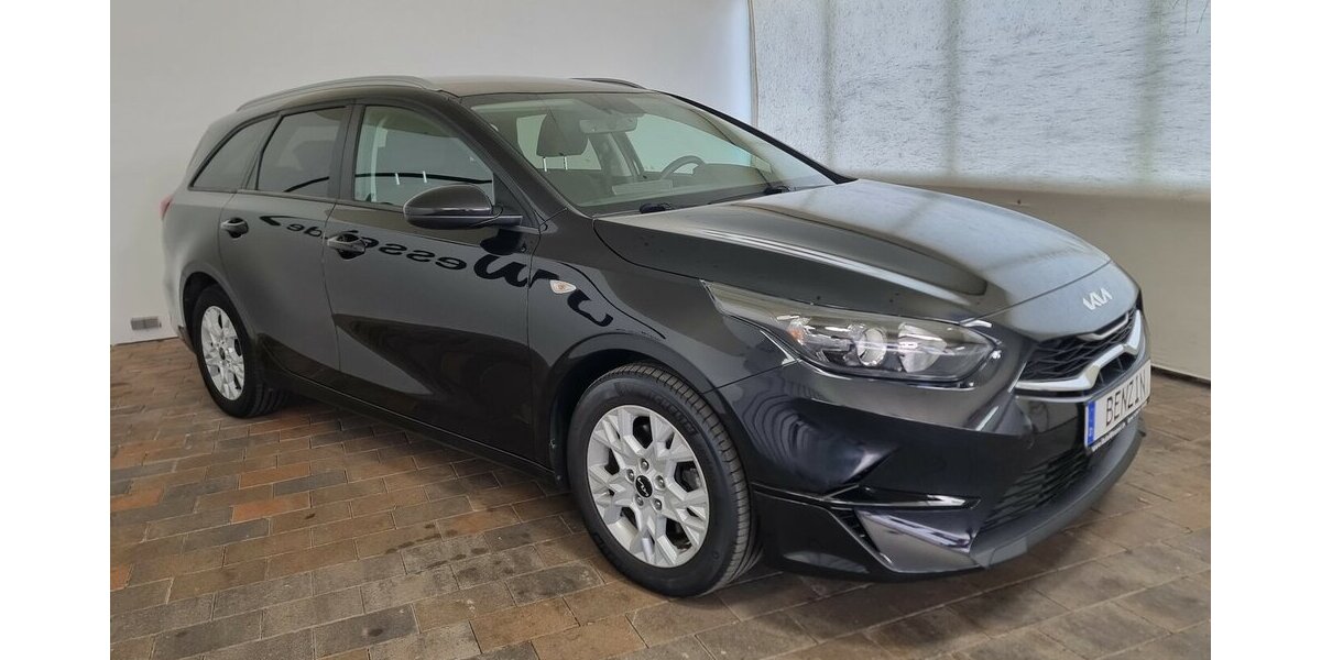 Kia cee´d Sportswagon ACC APP SHZ Spur Klima Kamera 52.400 km 17.850 &euro; Garrel 49681