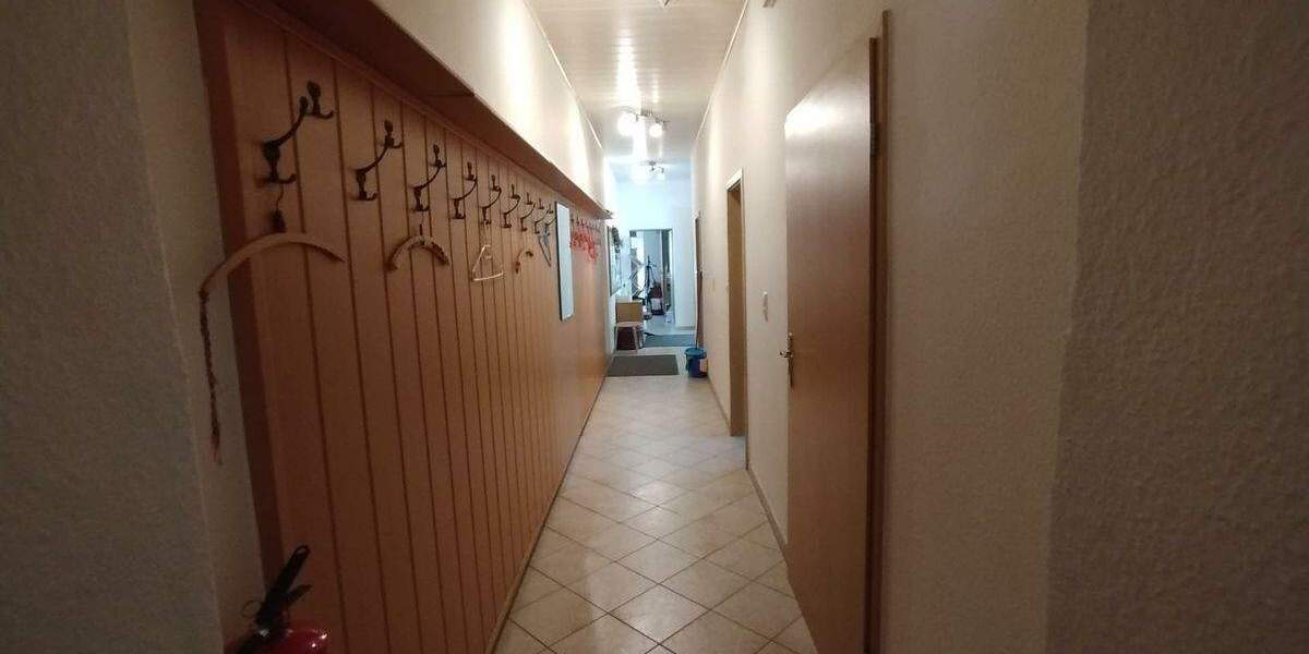 Mehrfamilienhaus, Wohnhaus Eilenburg Eilenburg-Berg - 5 Zimmer, 183 m&sup2;, 190.000&euro; | Angebot:25777376