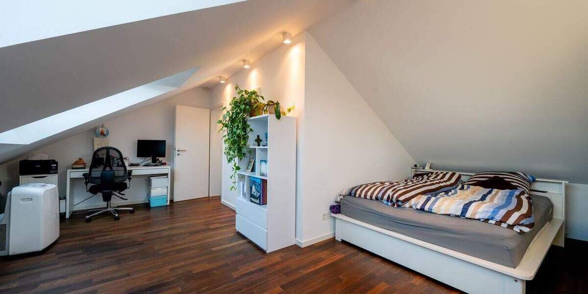 Reihenendhaus Frankfurt am Main Eschersheim - 4 Zimmer, 126 m&sup2;, 1.030.000&euro; | Angebot:25301992