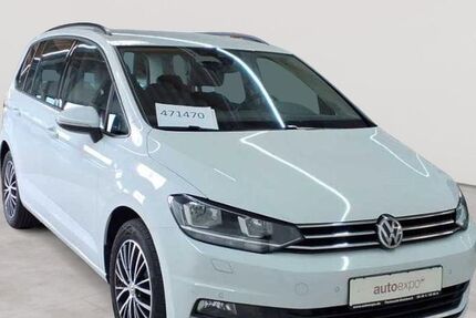 VW Touran 156.997 km 17.589 &euro; Fernwald-Steinbach 35463