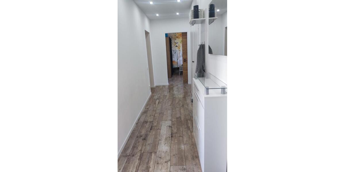 Dachgeschoßwohnung Oelde - 3 Zimmer, 76 m&sup2;, 198.000&euro; | Angebot:27290683