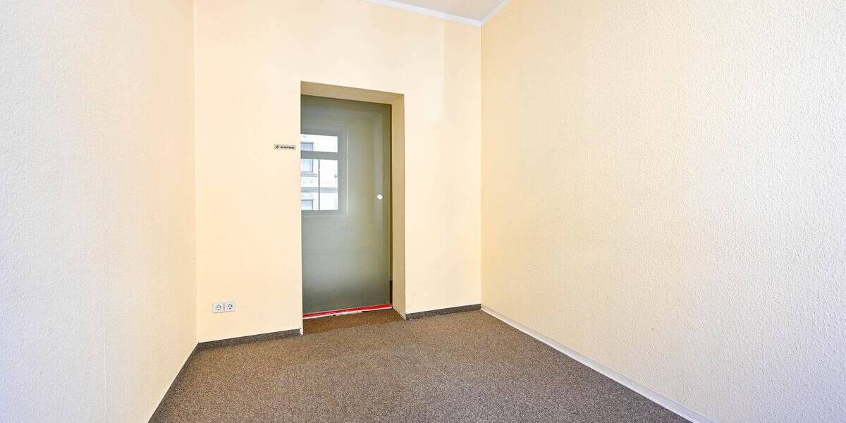 Gewerbeobjekt Chemnitz Kappel - 6 Zimmer, 130 m&sup2;, 780&euro; | Angebot:26816493
