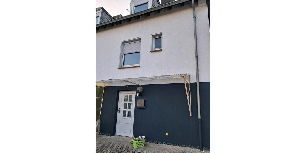 Etagenwohnung Simmerath - 4 Zimmer, 100 m&sup2;, 1.370&euro; | Angebot:26024999