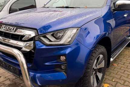 Isuzu D-Max 44.000 km 38.990 &euro; Oldenburg 26125