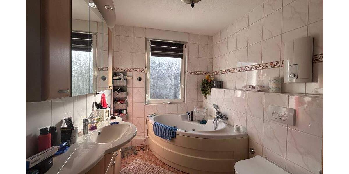 Reihenmittelhaus Oberhausen Altstadt-Mitte - 5 Zimmer, 112 m&sup2;, 399.900&euro; | Angebot:25678702