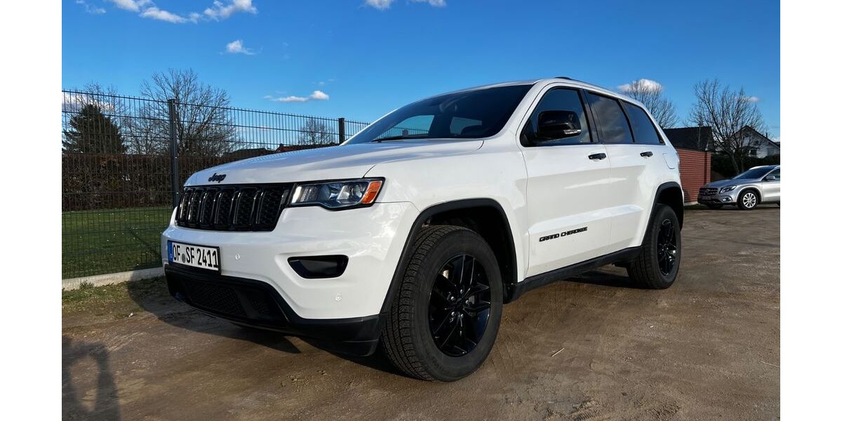 Jeep Grand Cherokee 94.000 km 24.000 &euro; Hainburg 63512