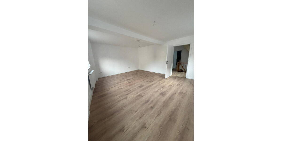 Einfamilienhaus Kleinfischlingen - 7 Zimmer, 130 m&sup2;, 339.000&euro; | Angebot:26155658