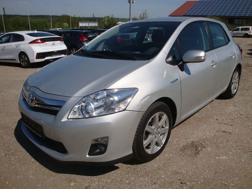 Toyota Auris 132.827 km 6.950 € Neufahrn 84088