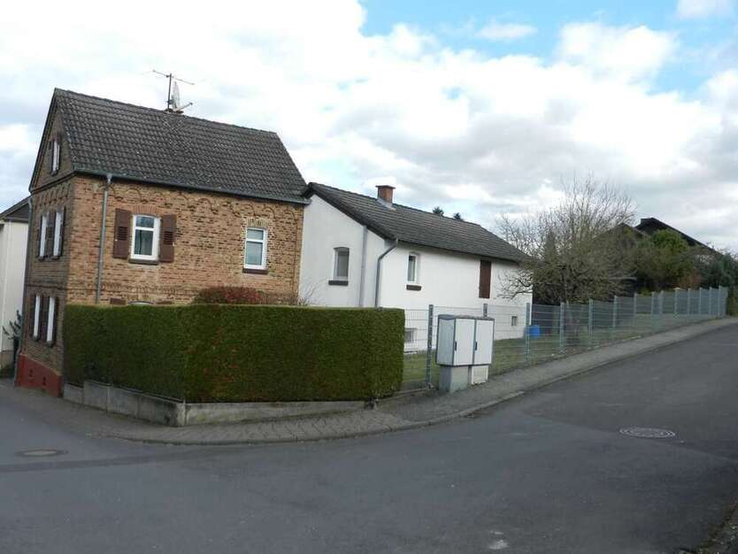 Haus zum Kaufen in Kaltenholzhausen 267.000 € 158 m²