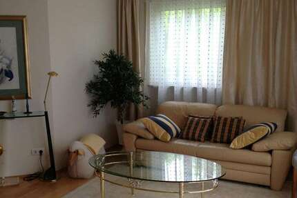 Zimmer Feldkirchen - 1 Zimmer, 1.800&euro; | Angebot:20708935