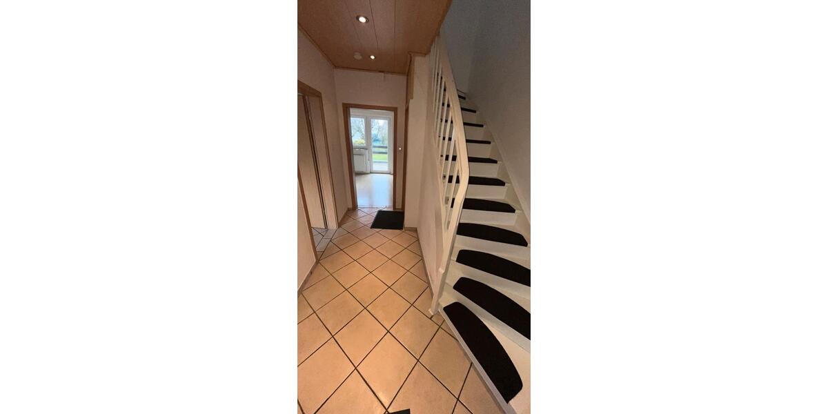 Doppelhaushälfte Korbach - 4 Zimmer, 131 m&sup2;, 249.000&euro; | Angebot:25261533