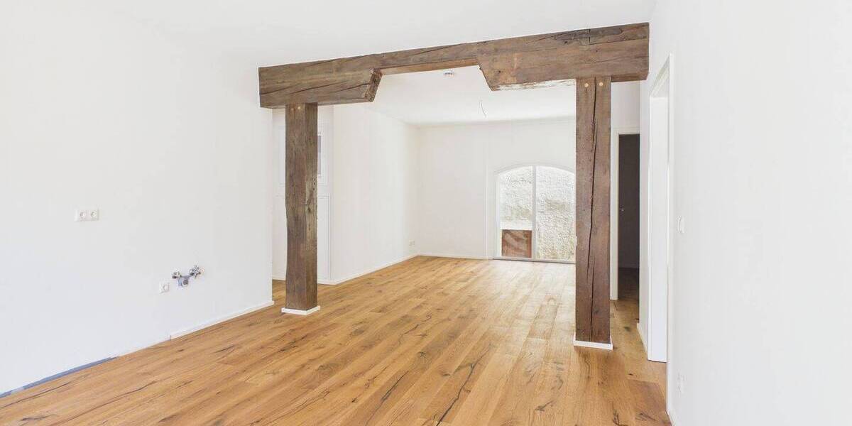 Etagenwohnung Amberg - 3 Zimmer, 100 m&sup2;, 1.500&euro; | Angebot:26449992