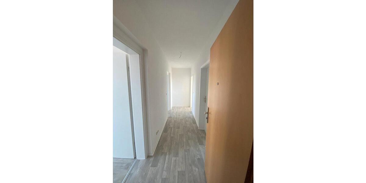 Etagenwohnung Demmin - 3 Zimmer, 62 m&sup2;, 341&euro; | Angebot:26365418