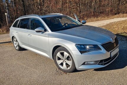 Skoda Superb 199.205 km 12.999 &euro; Gomadingen 72532