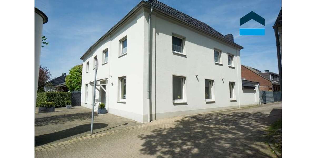 Haus zum Kaufen in Kamp-Lintfort 790.000 € 360 m² 8 zimmer