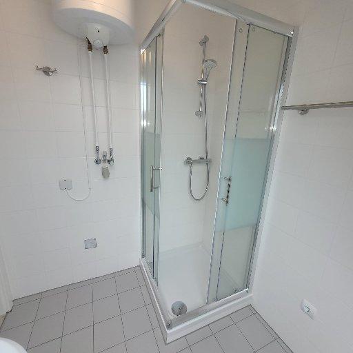 Dachgeschoßwohnung Salzweg - 1 Zimmer, 43 m&sup2;, 520&euro; | Angebot:26205606